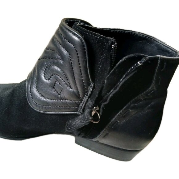 ZARA Womens 7.5  Suede Quilted Leather Ankle Black Pointed Toe Western Booties - Picture 7 of 8